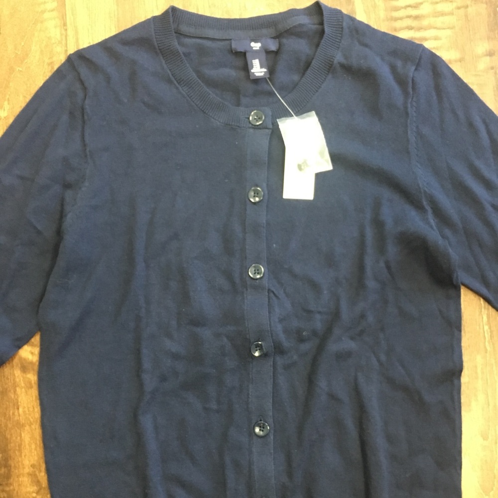 NWT GAP button down sweater - Picture 3 of 4